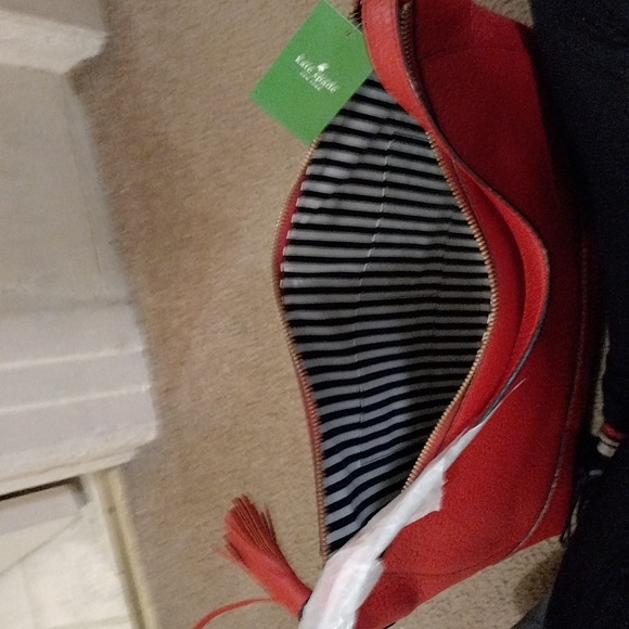 KATE SPADE Southport Avenue Cathy Shoulder Purse - Tomato Red. NWT - Picture 4 of 4
